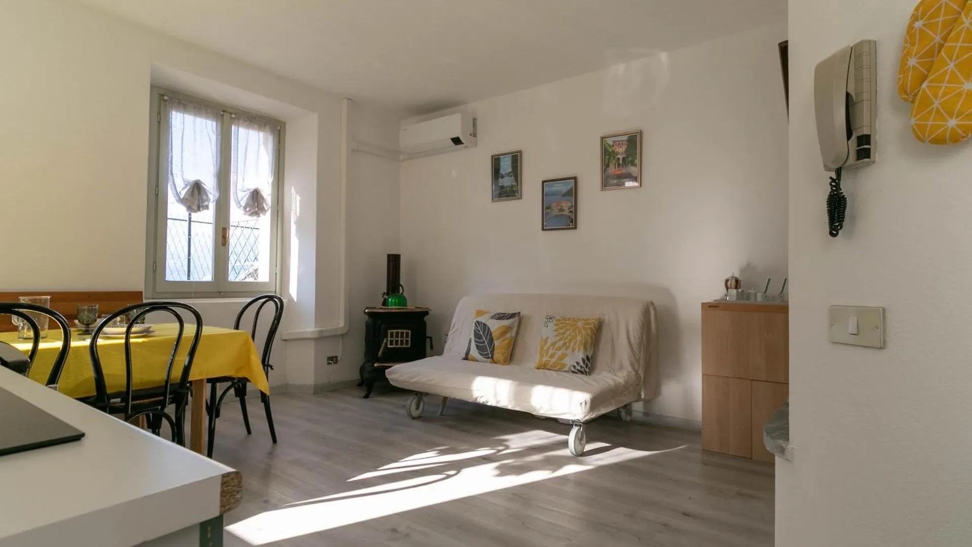Апартаменты Varenna Gittana Beach Перледо Италия